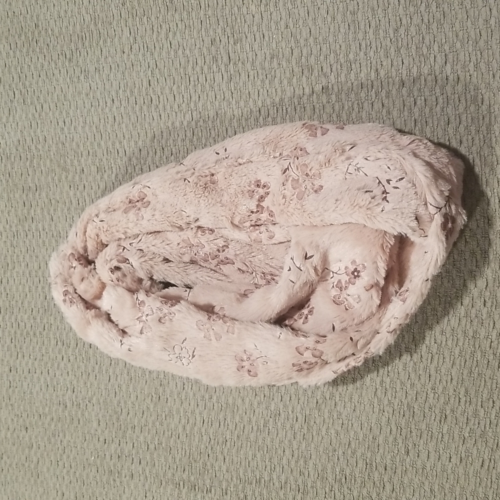 Fuzzy Floral Infinity Scarf